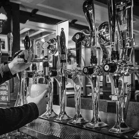 فندق مبيت وإفطار Charlie Foleys