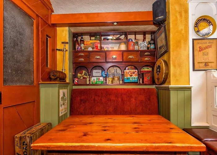 Charlie Foleys *